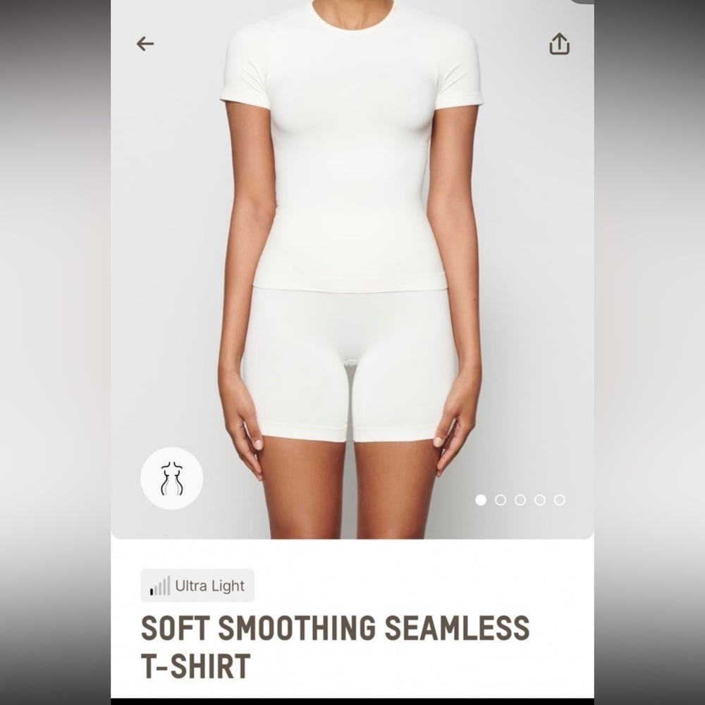 Skims soft smoothing tshirt